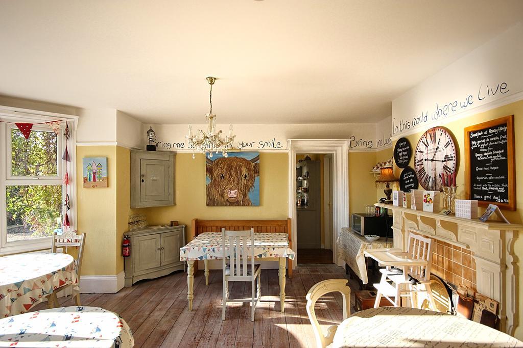 ฮูเรย์ เฮนรี่ส์ เชอริงแฮม Bed & Breakfast เชอริงแงม ภายนอก รูปภาพ
